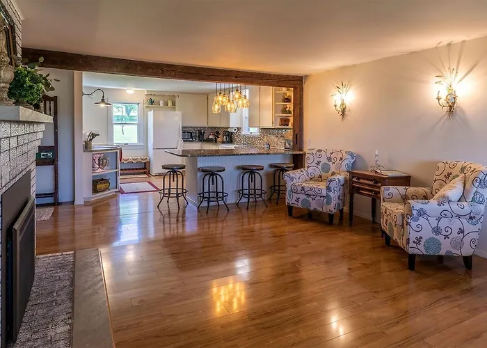 Ferienhaus Peaceful And Serene Farmstead Retreat With Horseback Riding In Stockton, Illinois, Perfect For A Family Getaway *